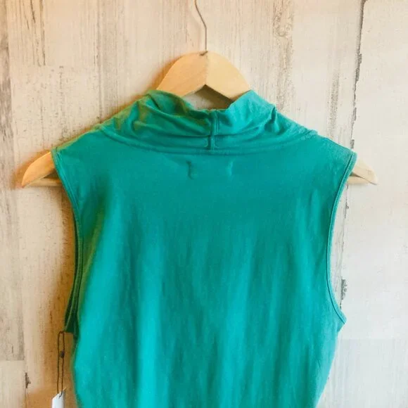 NWT $64 Velvet by Graham Spencer Adelise Knit Surplice Faux Wrap Fitted Top - Picture 11 of 14